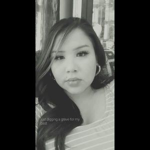 Meet your Posher, Brittney